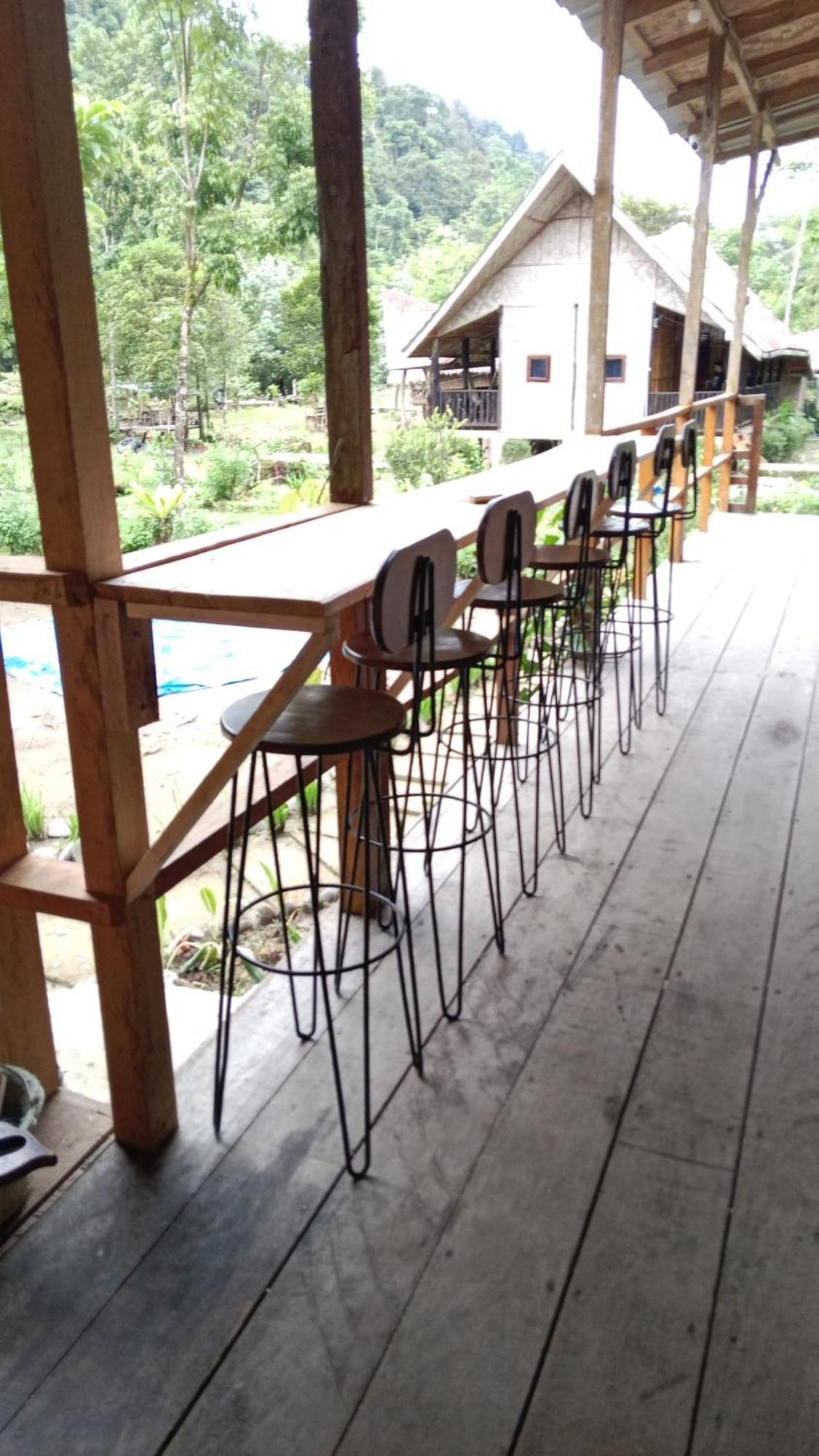 Bua Guesthouse Tangkahan Bagian luar foto